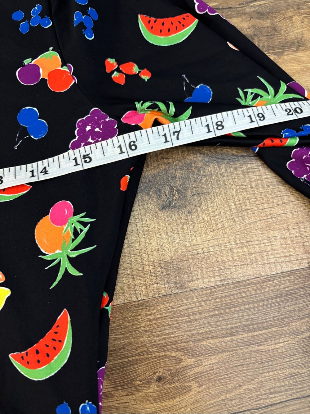 Kate Spade Fruit Long Sleeve One Piece Rash Guard Swimsuit NEW - Picture 6 of 8